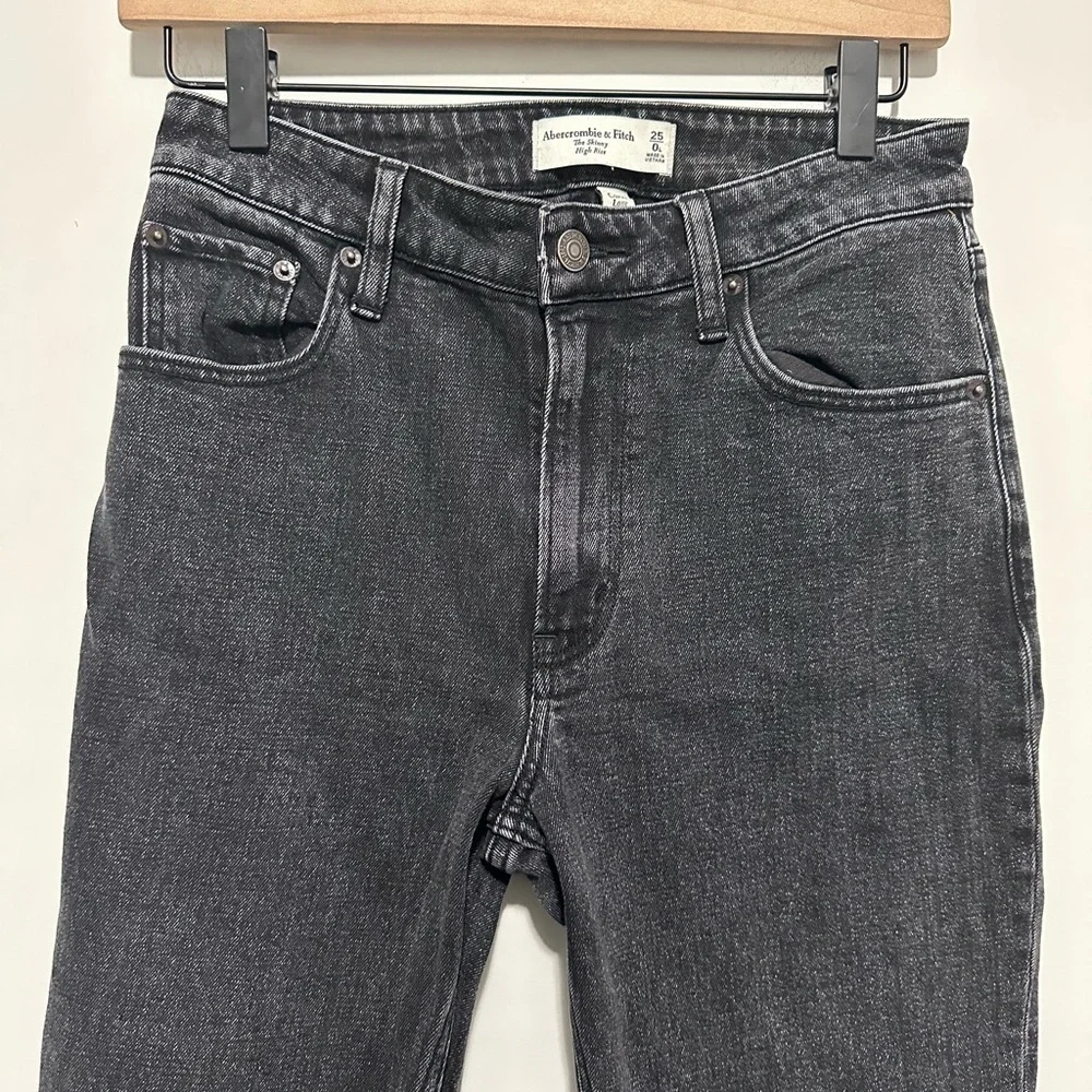 Abercrombie & Fitch The Skinny High Rise Curve Love Jeans